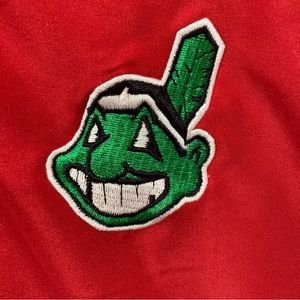 Chief Wahoo Rare Windbreaker Pullover Side Zipper M